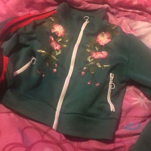 It fits very well and it is very comfy and warm